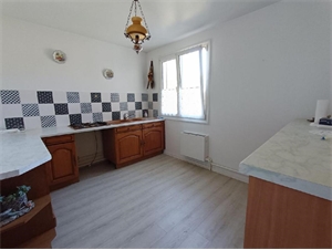 t3 à la vente -   87230  CHALUS, surface 79 m2 vente t3 - UBI471950297